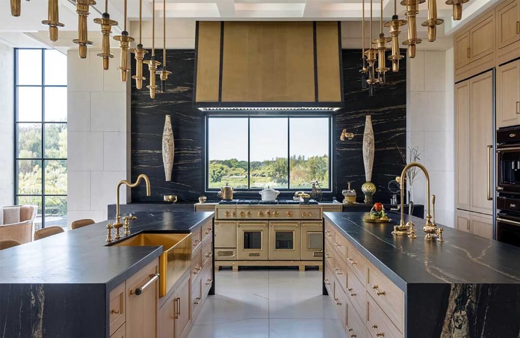 A guide to 2025 kitchen renovation price ranges across Texas—from minor updates to high-end renovations.