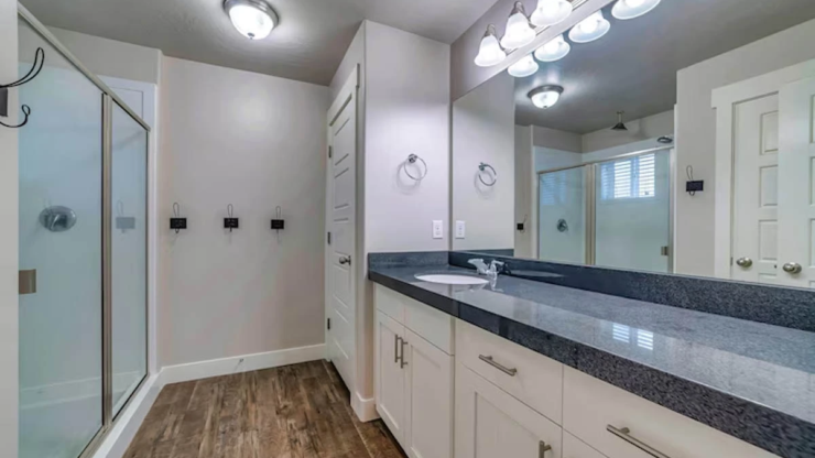 Top Bathroom Remodelers in Austin: How to Choose the Right One