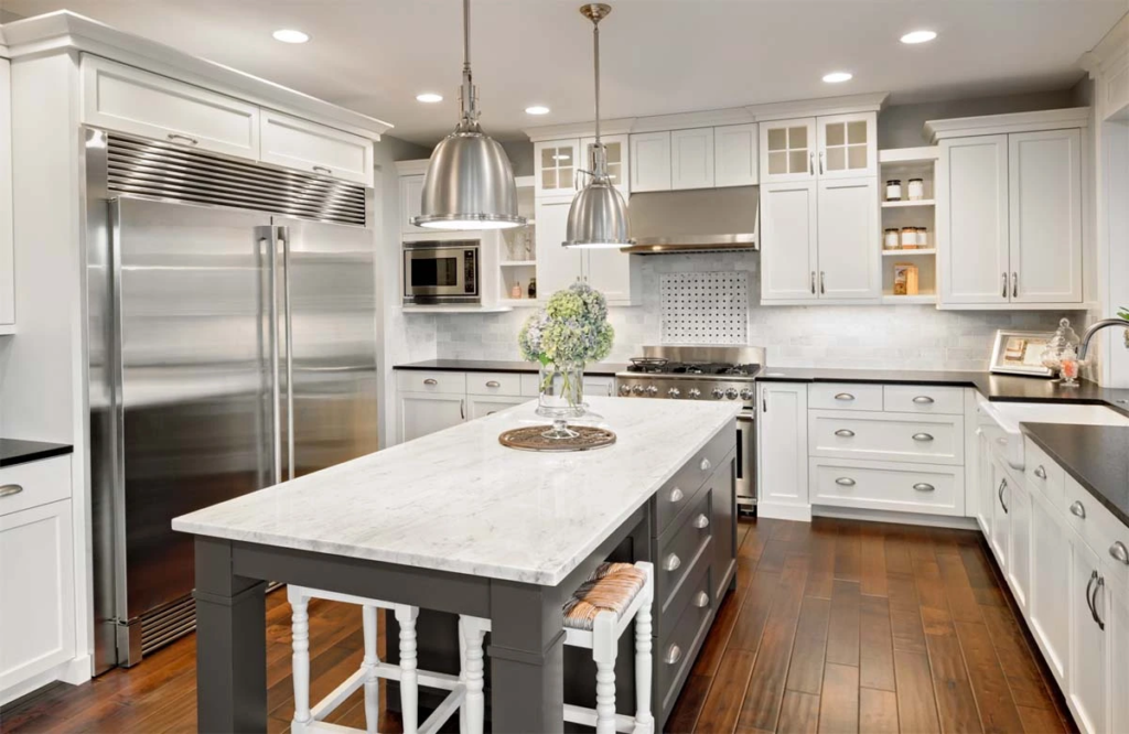 Explore budget-friendly kitchen remodel ideas in Austin that bring style and functionality without breaking the bank.